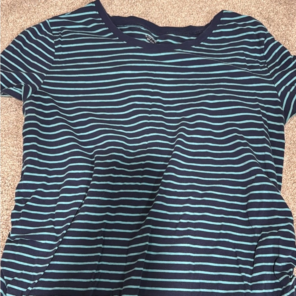 Gap Maternity short sleeve shirt Large